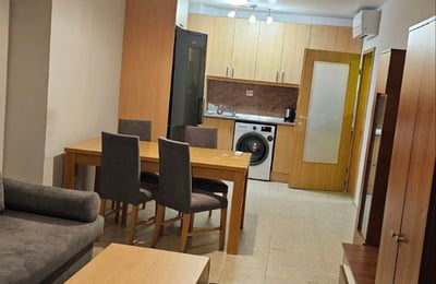 Location d’un appartement accueillant de 2 pièces, Kabakum, Varna, Bulgarie